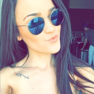 Meet your Posher, Skylar